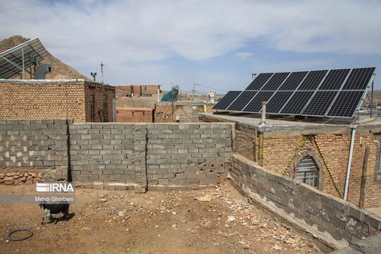اولین روستای نیروگاهی خورشیدی کشور