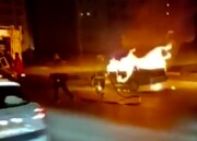 تصاویر عجیب آتش گرفتن خودرو در یک بزرگراه تبریز