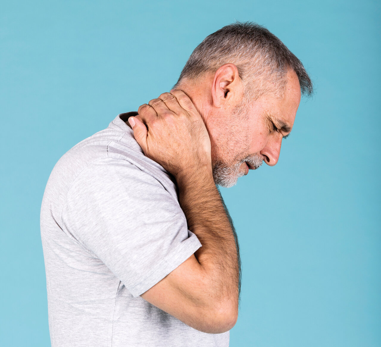 اگر دردی در شانه و گردن احساس کردید آن را جدی بگیرید همشهری آنلاین اگر دردی در شانه و گردن احساس کردید آن را جدی بگیرید همشهری آنلاین