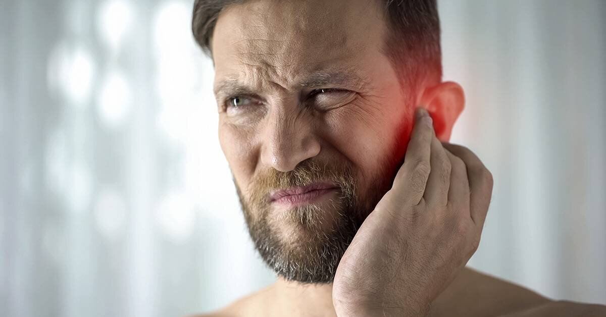 علائم ماندن آب در گوش ؛ ۵ روش خانگی ساده برای خشک کردن گوش | چطور از آب رفتن در گوش جلوگیری کنیم؟