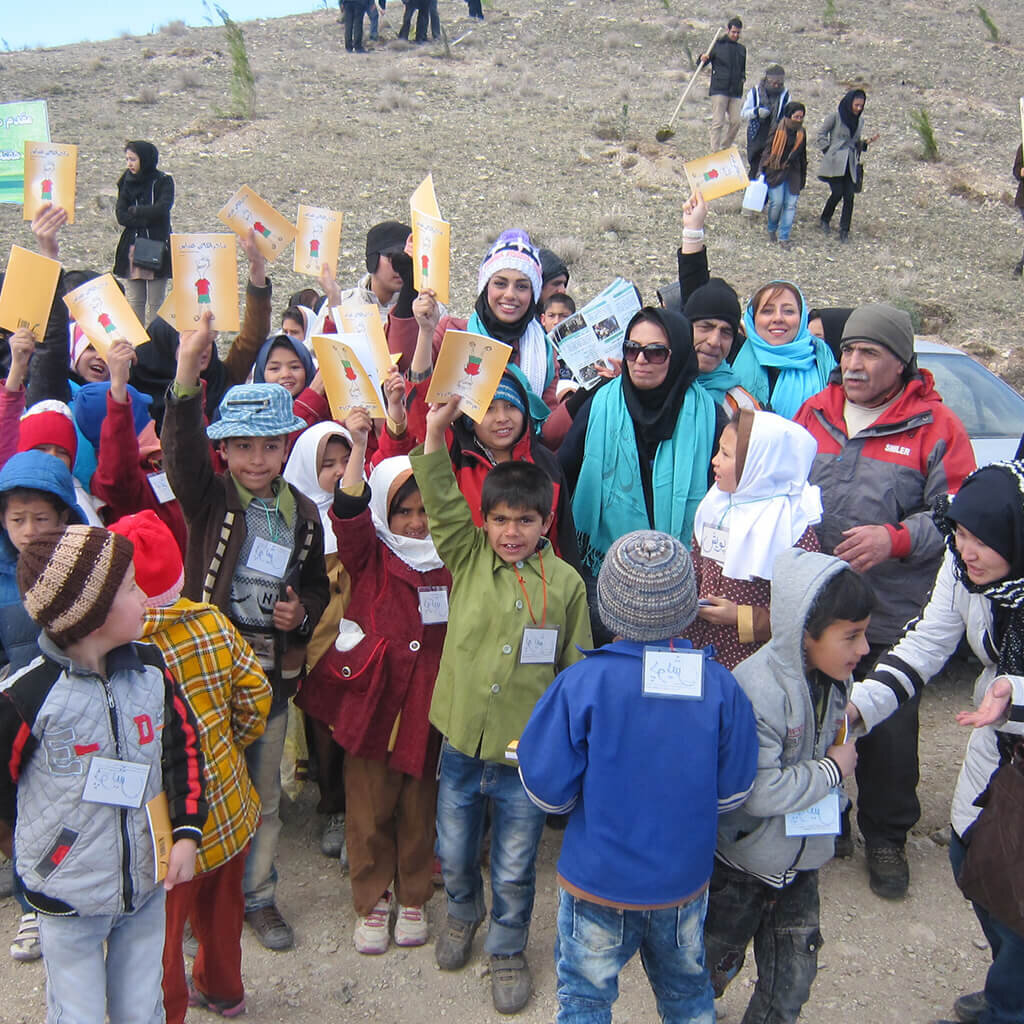 اینجا نیکوکاری آموزش داده میشود | دورهمی کوچکترین نیکوکاران پایتخت