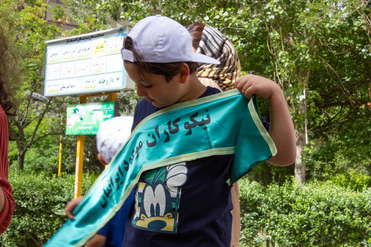 اینجا نیکوکاری آموزش داده میشود | دورهمی کوچکترین نیکوکاران پایتخت