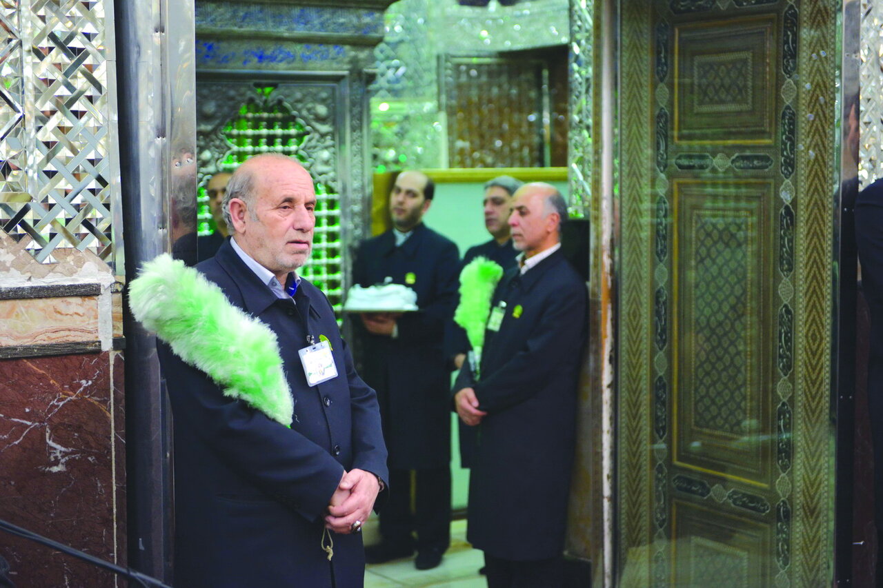 گفتوگو با کاسبی که مغازهاش مأذنه محله است | اینجا کالای فروخته شده پس گرفته میشود