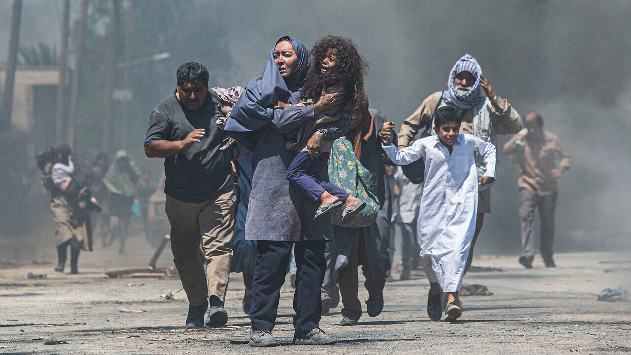 تصاویر | نیکی کریمی در خط مقدم جبهه | هندیها به این فیلم جایزه دادند