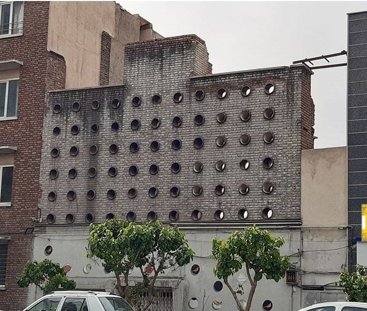 ساختمان لولهبخاری یا پنیرسوئیسی کجا بود؟