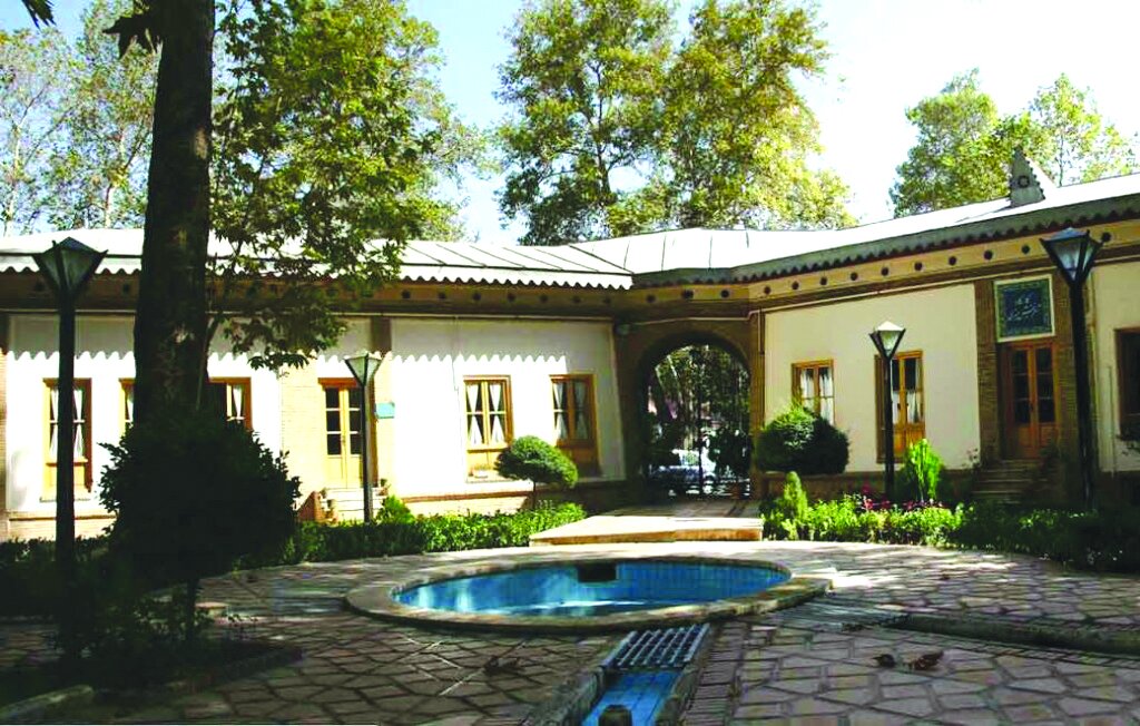 چه زمانی بالاشهری و پایینشهری مد شد؟ | چشم و همچشمی شازدهها کار دست تهران داد