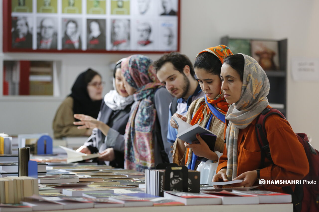 دهمین روز نمایشگاه کتاب تهران