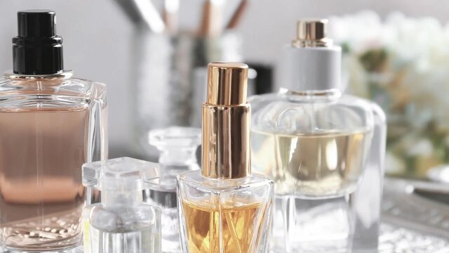 این عطر و ادکلن‌ها خطرناکند | اسامی بادی‌اسپلش‌های غیرمجاز