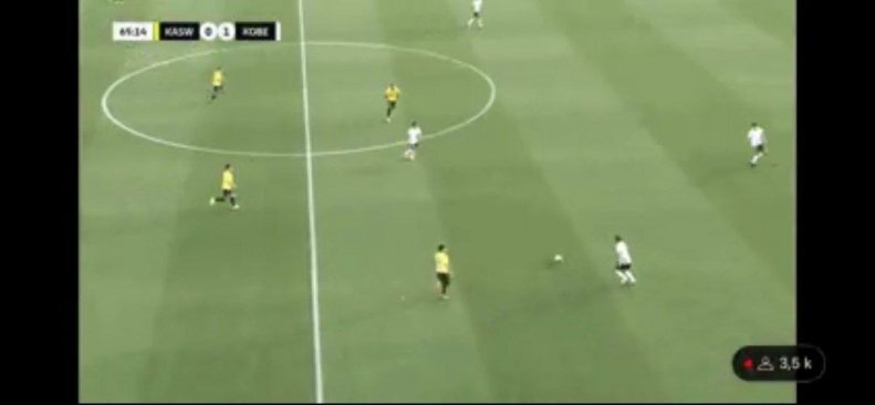 تصاویر | عجیبترین گل بخودی تاریخ از فاصله ۴۰ متری | خاطره اشتباه مرگبار ستاره فوتبال پس از دو دهه زنده شد!