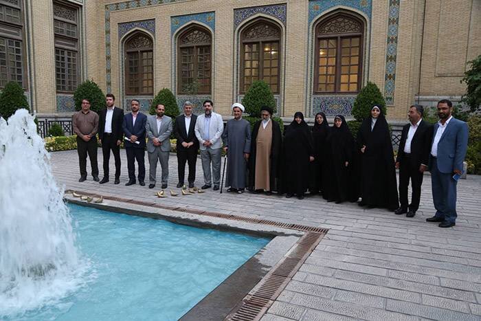 ماه هشتم در قلب طهران طلوع کرد