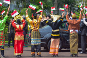ببینید | استقبال متفاوت مسلمانان اندونزیایی از رئیسی در جاکارتا | ساز مخصوصی که در استقبال نواختند