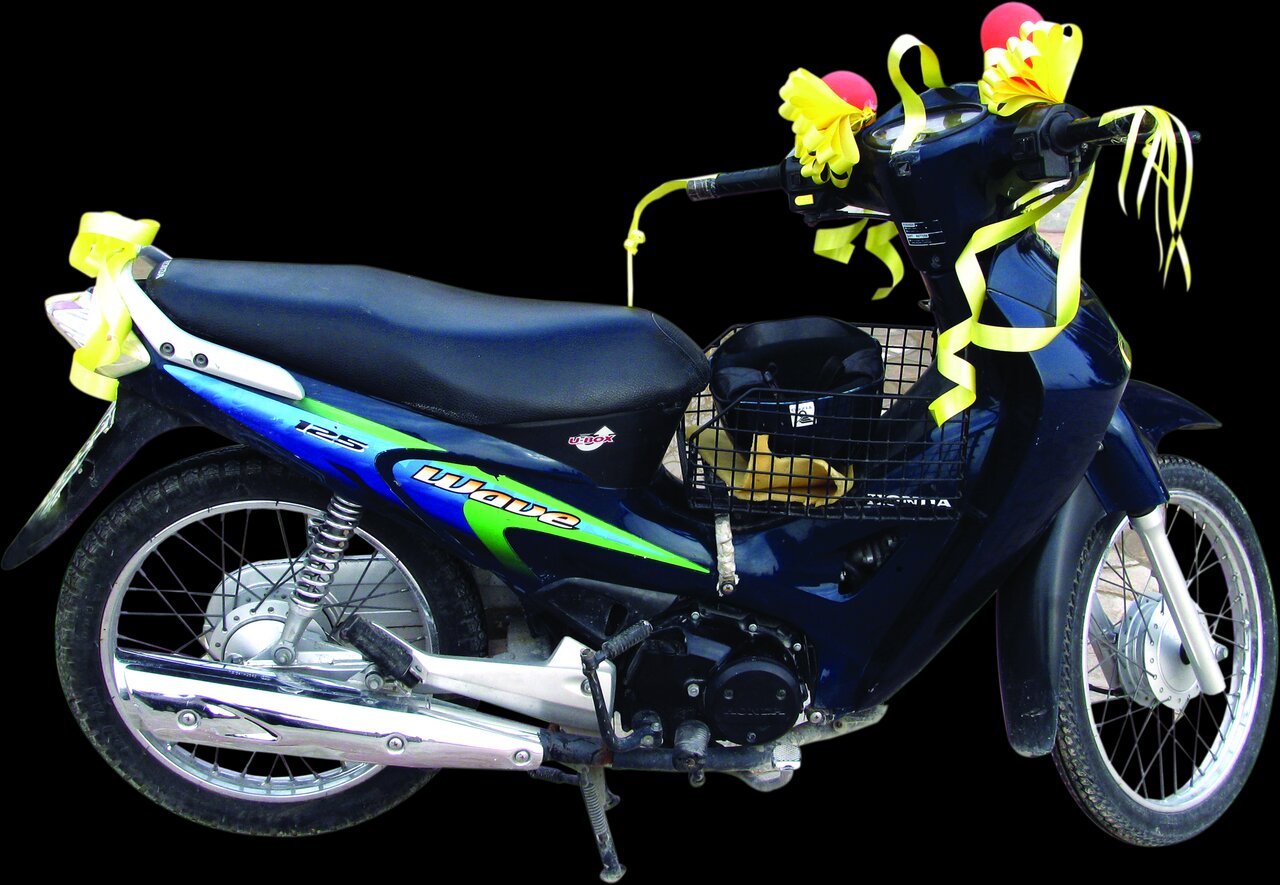 تصاویر | عروس موتور سوار | کم هزینه ترین و مشهورترین مراسم ازدواج کشور