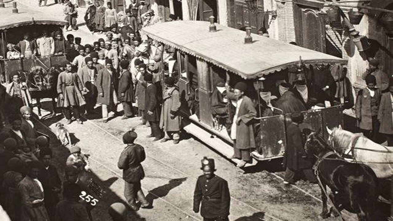 فیلم | بلدیه و مشکلات بیکاری مردم تهران | از سید ضیاء تا کاشف السطنه