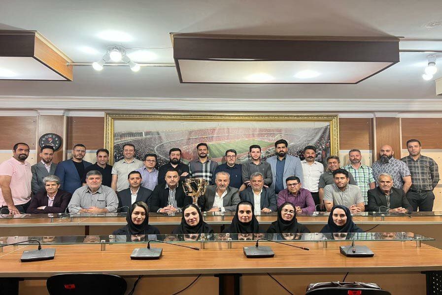 زشتترین و جنجالیترین عکس از قهرمانی پرسپولیس!