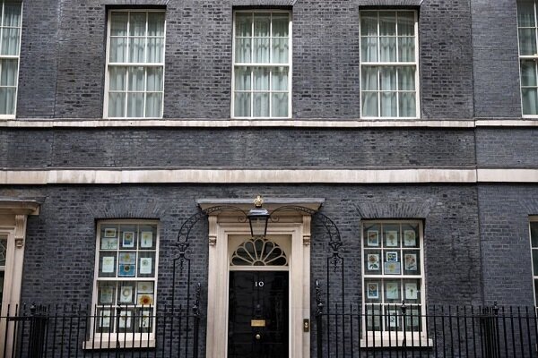 ببینید | حادثه امنیتی در ورودی دفتر نخست‌وزیر انگلیس در لندن