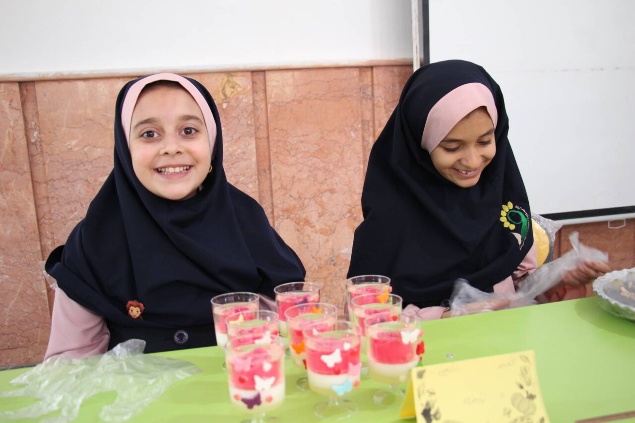 کمپین دهههشتادیها در حمایت از کودکانکار و بیماران سرطانی | این دستها بوی ایثار و ازخودگذشتگی میدهند