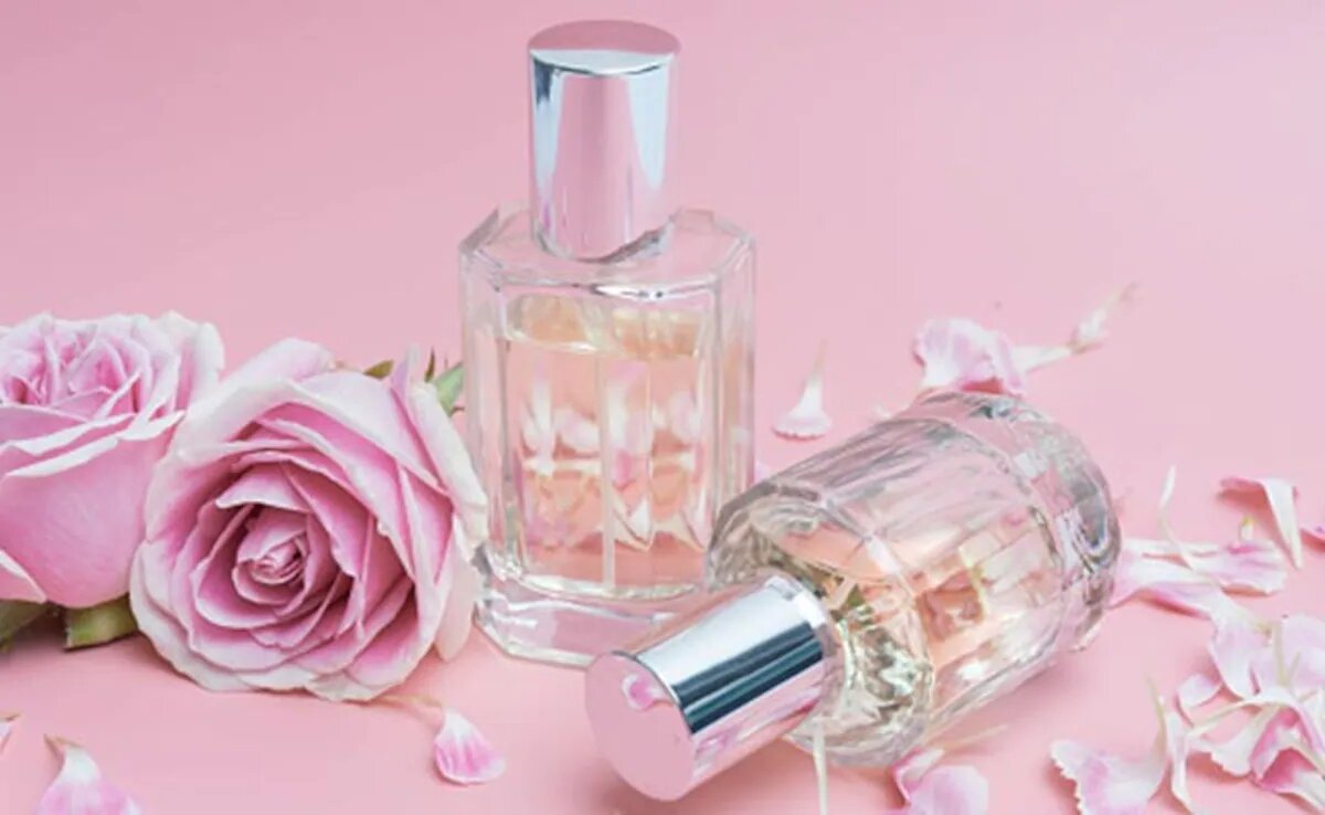 ۵ نکته مهم برای انتخاب عطر ایدهآل تابستانی | با این روش بینظیرترین رایحه ممکن را داشته باشید