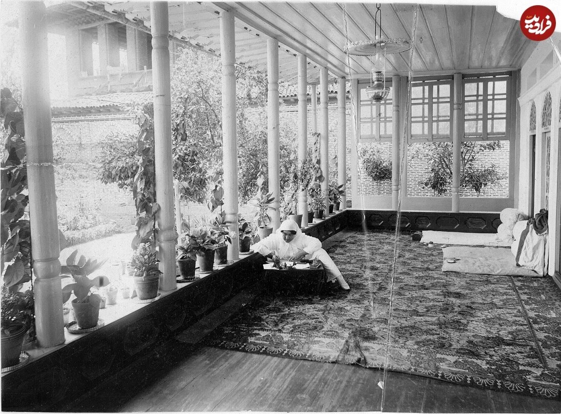 تصاویر ژستهای عکاسی دختر ناصرالدین شاه | عکسهای به جا مانده از عصمتالدوله را ببینید