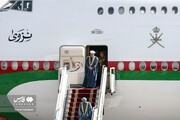 ببینید | لحظه ورود سلطان عمان به فرودگاه مهرآباد | نحوه استقبال از او را ببینید