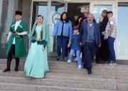 تصاویر پوشش خاص یک زن و شوهر در انتخابات ریاست جمهوری ترکیه