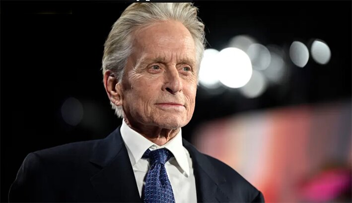 جزئیات جالب درباره دیکاپریو، جانی دپ و اسکارلت جوهانوسن در کن ۲۰۲۳ | تشویق فیلمسازی که هو شده بود