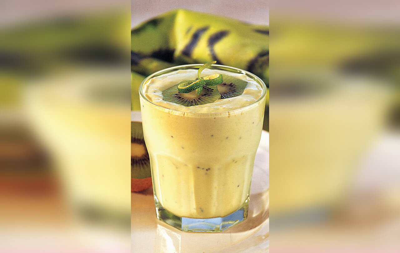 یک نوشیدنی قوی و شاداب کننده برای کسانی که کمبود ویتامین C دارند