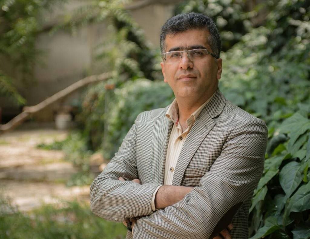 دکتر امیر هوشنگ احسانی، متخصص پوست و مو و استاد دانشگاه علوم پزشکی تهران