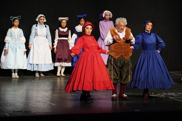 ناگفتههای بازیگر زیزی گولو درباره سیندرلا | بالاخره «سیندرلا» برای خود اعتباری دارد!