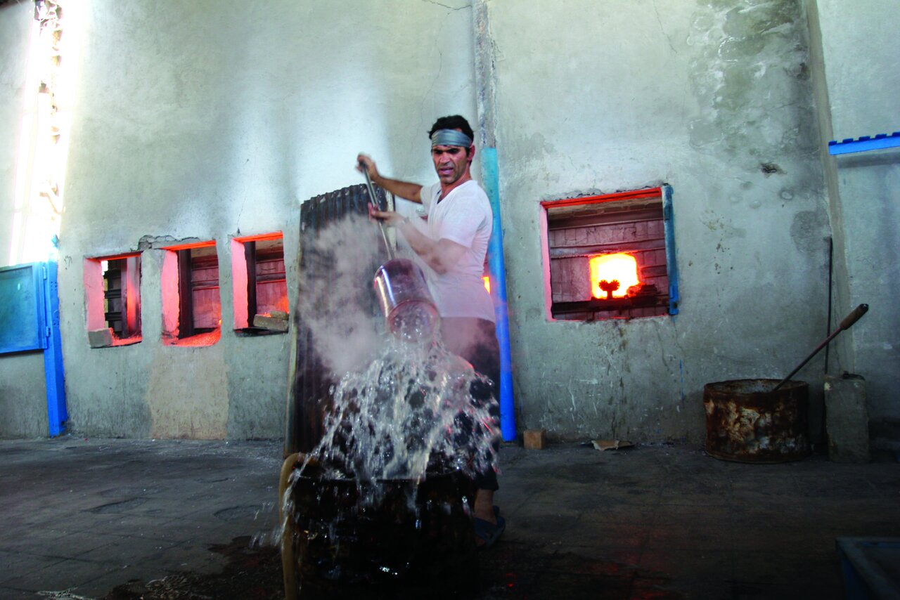 تصاویر | داغ ترین شغل ایران را بشناسید