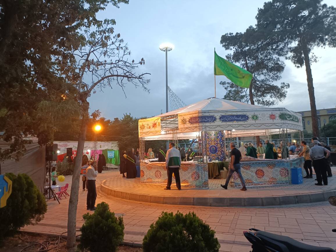 گزارشتصویری از چایخانه حضرت رضا علیهالسلام در منطقه۱۶