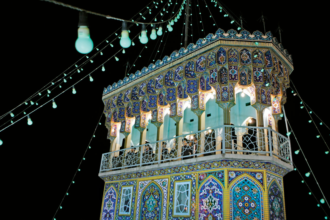 بیتکلفترین ارکستر جهان را در این برج بلند ببینید