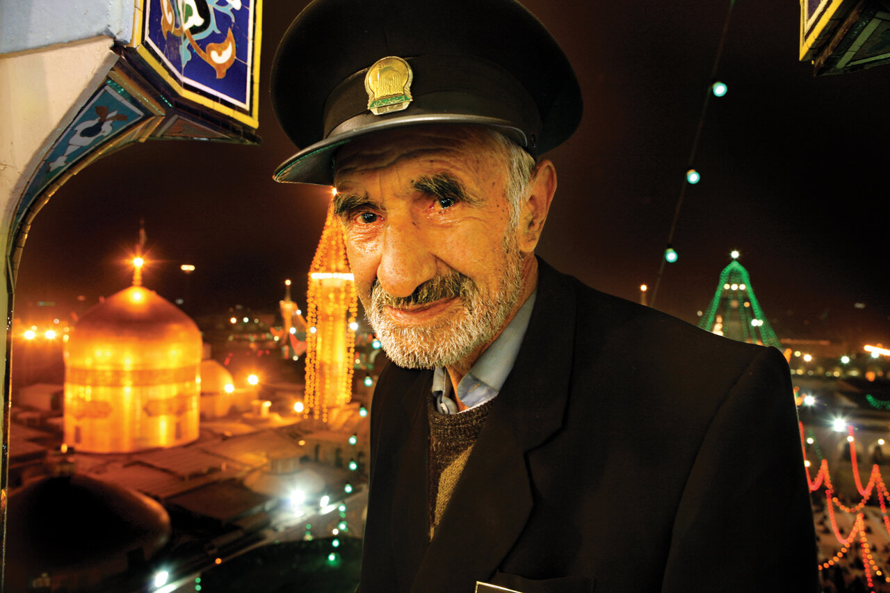 بیتکلفترین ارکستر جهان را در این برج بلند ببینید