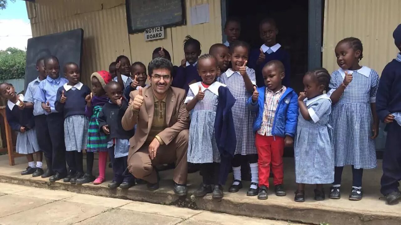 تصاویر معجزه پزشک ایرانی در آفریقا | معالجه زنی که صورتش متعفن شده بود | این زن اسم دکتر را روی بچهاش گذاشت