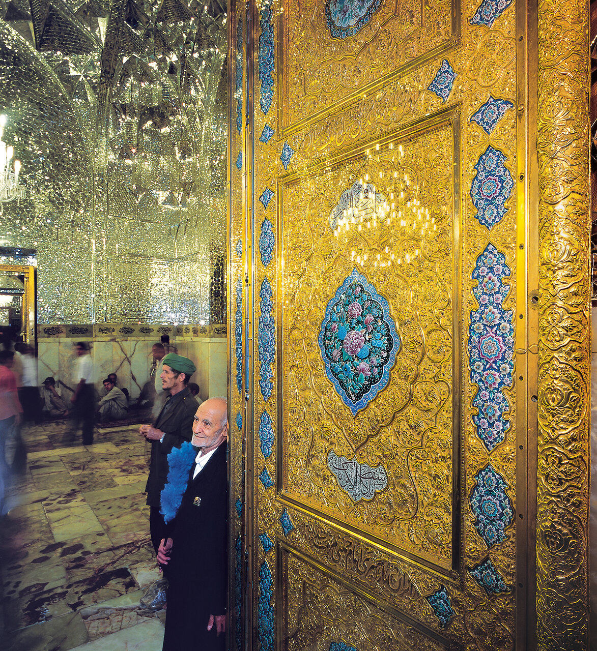 تصاویر | اینجا حرم امام رضا(ع) است ؛ جلوهای باشکوه از ارادت هنرمندان ایران