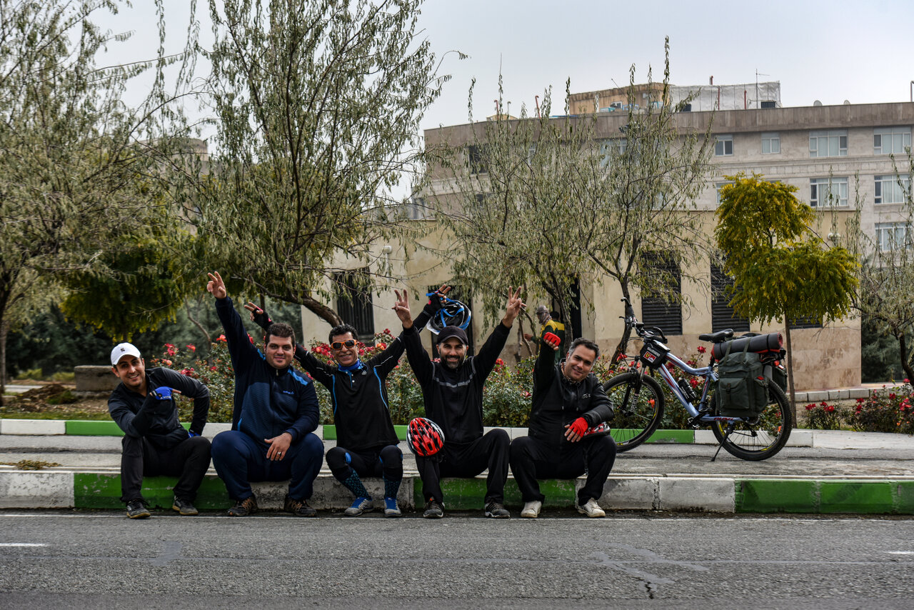 رکاب زدن در مسیرهای جذاب و دیدنی پایتخت | سفرهای ارزان و لذتبخش گروهی