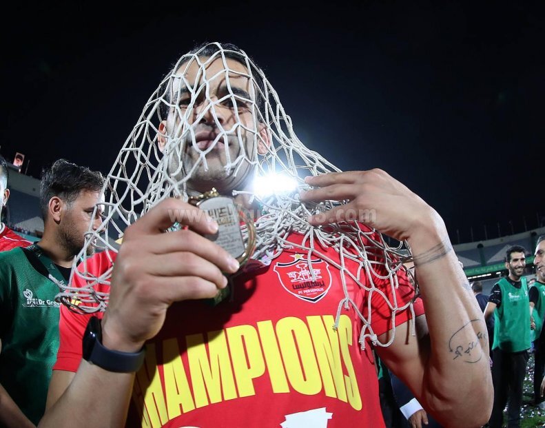 تصاویر | تقلید ستاره پرسپولیس از قهرمان جام جهانی | استایل یک سرخپوش در کسری از ثانیه عوض شد!