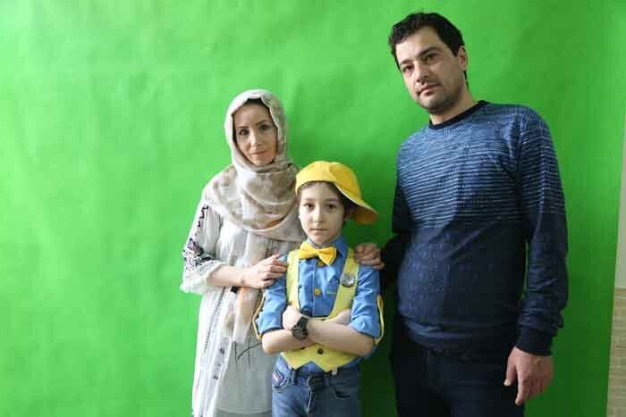 آشنایی با یک دهه هشتادی شگفتانگیز | کوچکترین استندآپکمدین کشور شادآبادی است