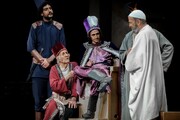سعید پورصمیمی روی صحنه| آخرین هفته‌های بهاری تئاتر تهران
