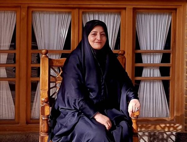  ابتکار کاسب نیکوکار یاخچی‌آباد برای ترویج کتابخوانی | اهالی پشت‌ سر کاسب محله نماز می‌خوانند