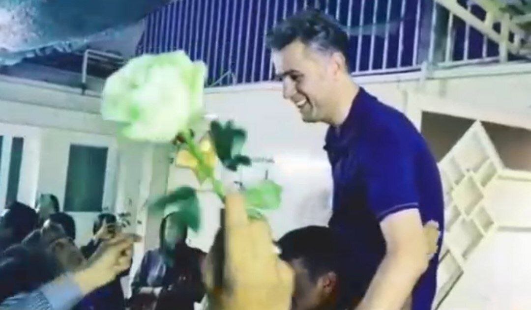 تصاویر| اتفاق غیرمنتظره؛ خانه داور دربی گلباران شد!