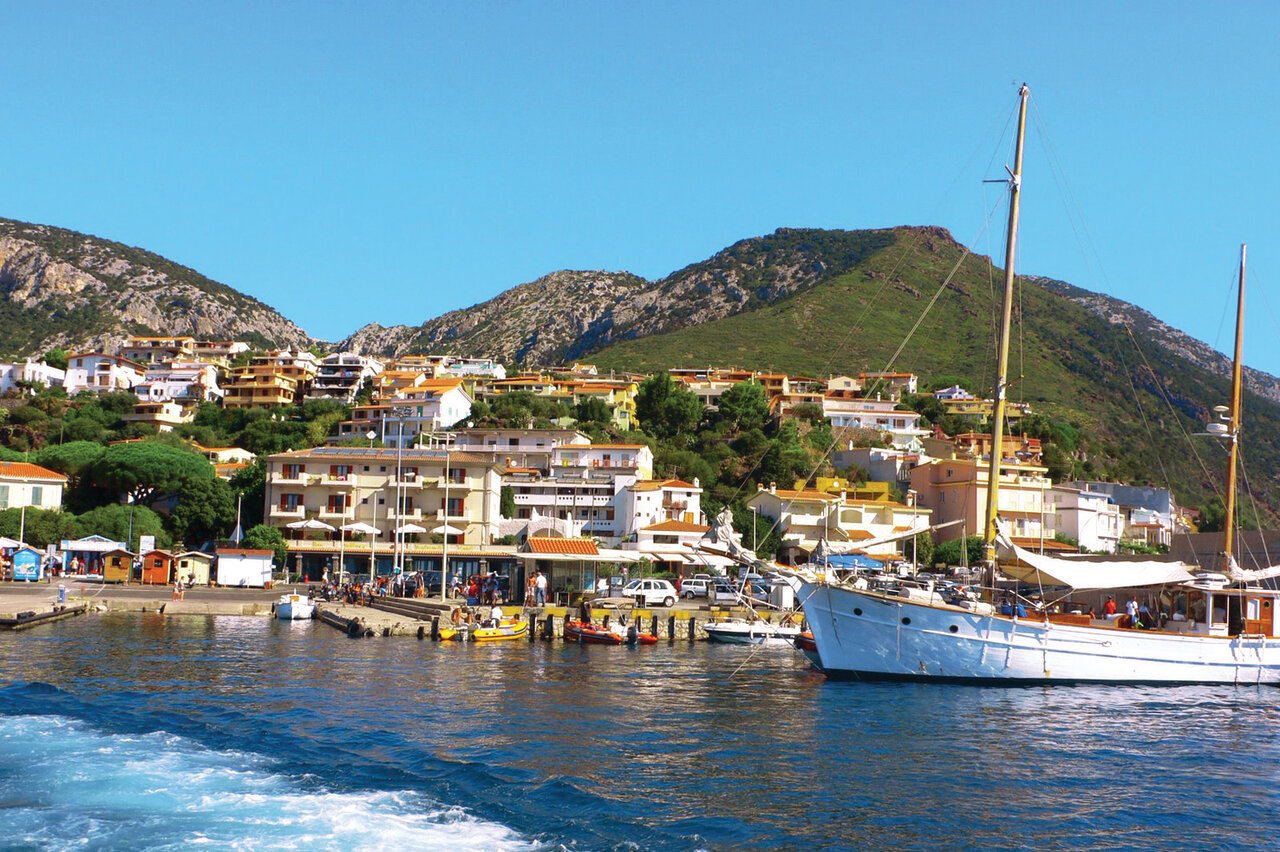 مردم این ۱۰ نقطه از جهان تا ۱۰۰ سالگی عمر میکنند