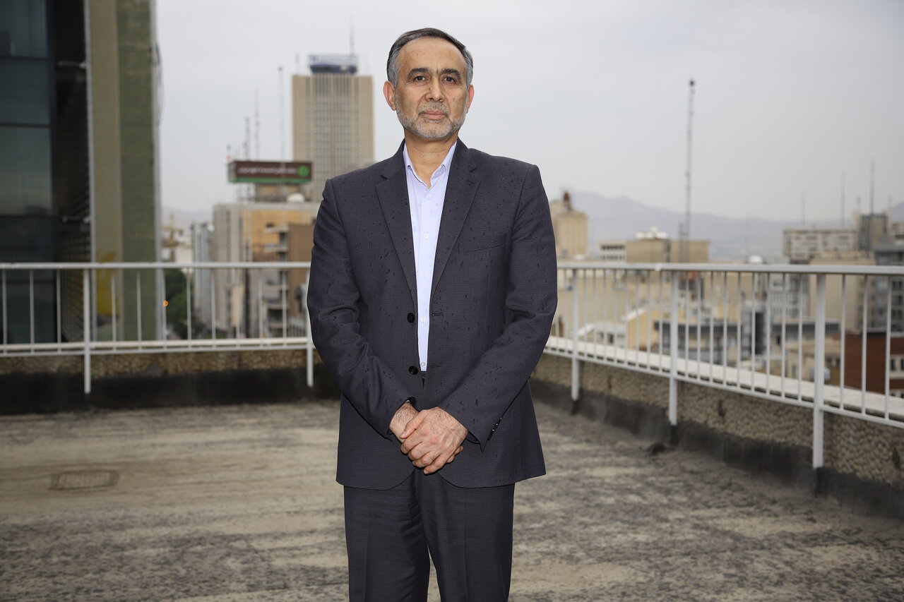 ناگفته های پیروزی های ایران در دعواهای حقوقی با آمریکا | سرنوشت پروندههای ایران در لاهه و... | عهدنامه مودت ایران و آمریکا چگونه لغو شد؟