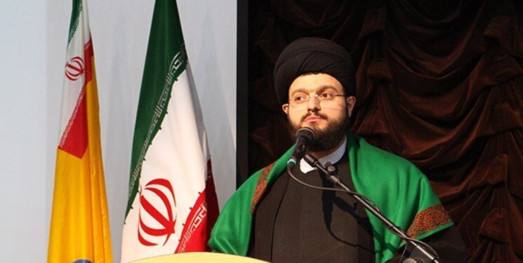 ببینید | لحظه حمله به یک روحانی با تیغ کارتر | درخواست عجیب پدر ضارب