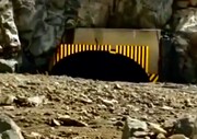 تصاویر هولناک تونل‌ جاده چالوس | ببینید نیروی امدادی چگونه از تونل خارج می‌شود