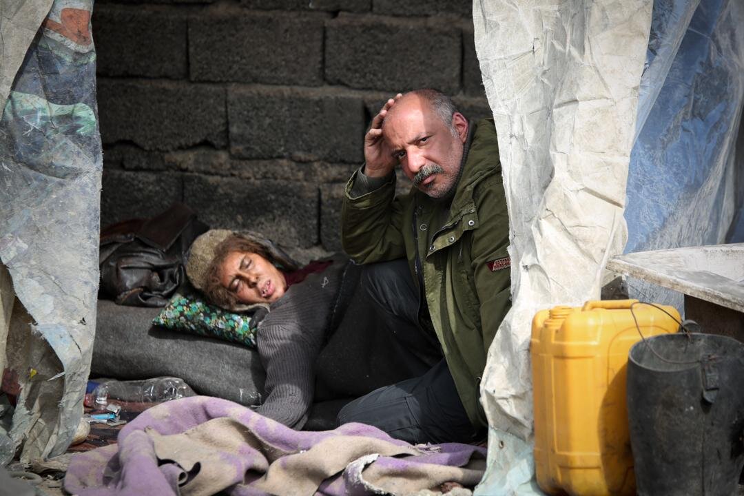 تصاویر | گریم عجیب و غریب خانم بازیگر ایرانی | ایده خرید و فروش نوزاد چطور به سینما رسید؟