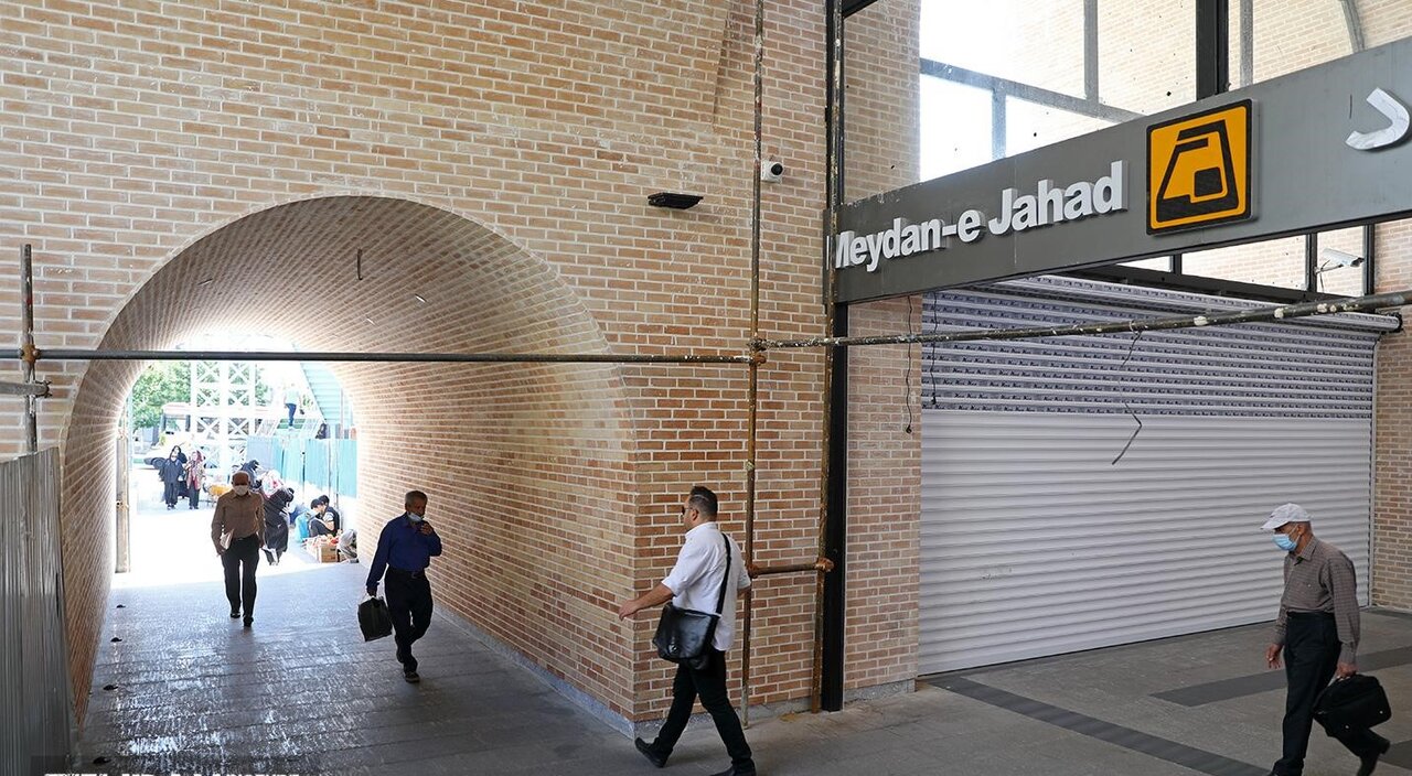 تصاویر | معماری دیدنی و خاطرهساز اولین پلازای مسقف پایتخت