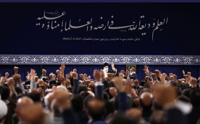 رهبر انقلاب
