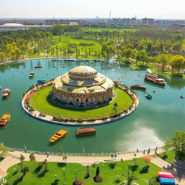 تصاویر شگفت‌انگیز هوش مصنوعی از شهر تبریز در ۱۰۰ سال آینده