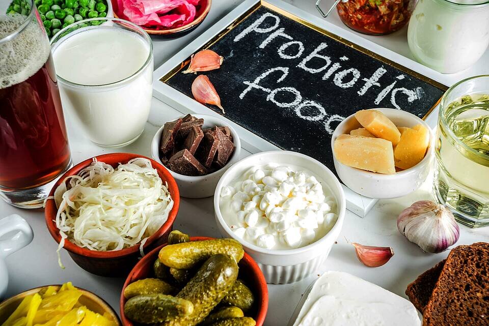 ارتباط مصرف پروبیوتیک ها با بیماری‌های قلبی عروقی مصرف منظم پروبیوتیک ها می‌توانند سبب کاهش وزن، استرس، اضطراب و جلوگیری از چاقی شود
