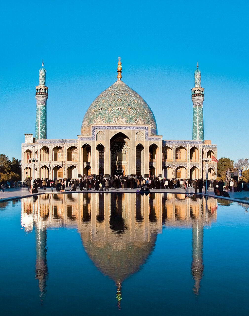 بادرود ؛ سرزمین خون، انار و بادگیر!